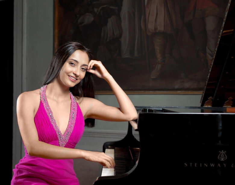 Claudia Vento-Pianista