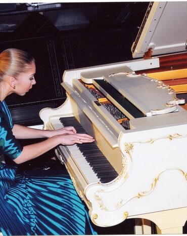 Katerina Yerhiieva-Pianista